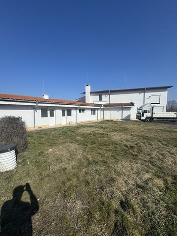 НАЕМ – ПРОМИШЛЕН ЦЕХ СЪС СУШИЛНЯ Локация: село Бата, община Поморие - снимка 1