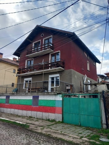 Продавам къща в гр. Перник кв. Ралица 2-floor, Brick, 184 m2 - city of Pernik | Houses & Villas - снимка 10