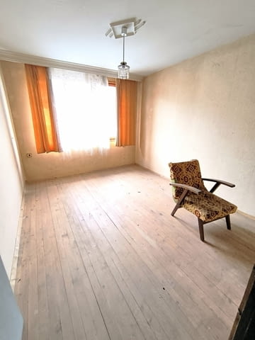 Продавам масивна къща в гр. Перник кв. Нов Драгановец, град Перник | Къщи / Вили - снимка 2