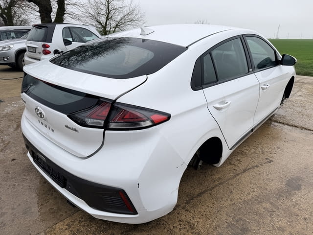 Hyundai Ioniq Electric 136 кс, ел.двигател EM10, ск.кутия G7KPEU300053, 46 000 км., 2021 г., Хюндай - снимка 4