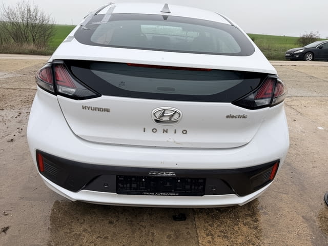 Hyundai Ioniq Electric 136 кс, ел.двигател EM10, ск.кутия G7KPEU300053, 46 000 км., 2021 г., Хюндай - снимка 5