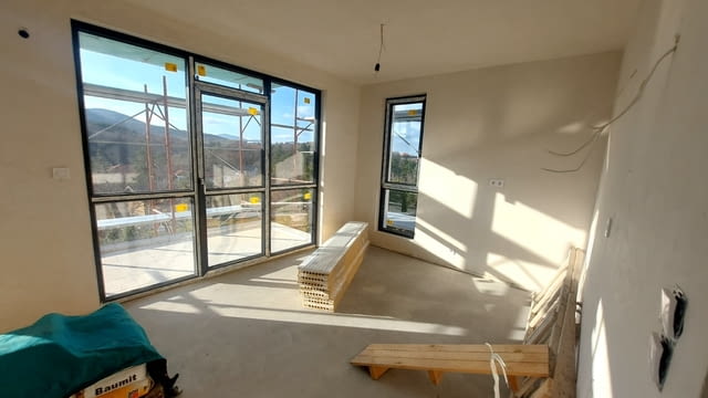 Двустаен апартамент в балнеоложкия курорт с. Минерални бани, обл. Хасково - снимка 2