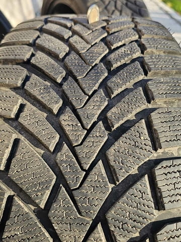 Продавам 18 цолови нови малко използвани само на 500 кв Италиански зимни гуми Манзини с дот 2018 го - снимка 7