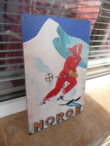 Метална табела разни Норвегия скиорка спускане ски писта наклон ретро ръкавици щеки забрадка усмивка - снимка 2