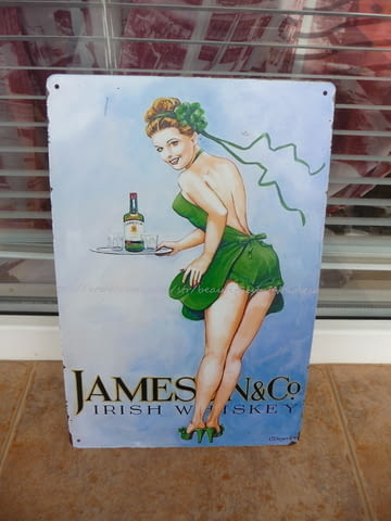 Метална табела алкохол Jameson Irish Whiskey Джеймисън уиски ирландско момиче сервира секси бутилка - снимка 1