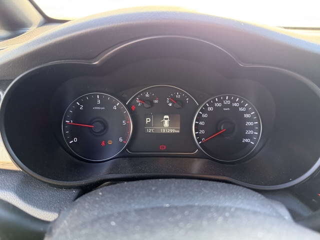 Kia Carens 4 1.7 CRDI, двигател D4FD, 141 кс., D32U ск. кутия автоматик, 2016г., 7 местен, 131 000 k - снимка 4