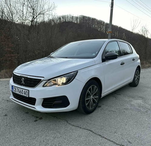 Peugeot 308 1.5BlueHDI - 87000км. 2020г. Дизел, Ръчна, Хечбек - град Троян | Автомобили / Джипове - снимка 3