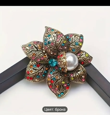 Брошка Роза перла и кристали - град Монтана | Колиета / Синджири / Медальони - снимка 4