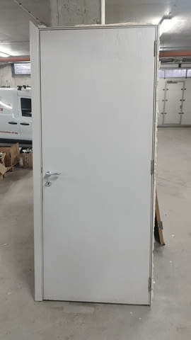 Врата интериорна с каса брава дръжки и ключ 90/214см дясна, city of Sofia - снимка 3