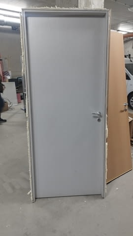 Врата интериорна с каса брава дръжки и ключ 90/214см дясна, city of Sofia - снимка 8