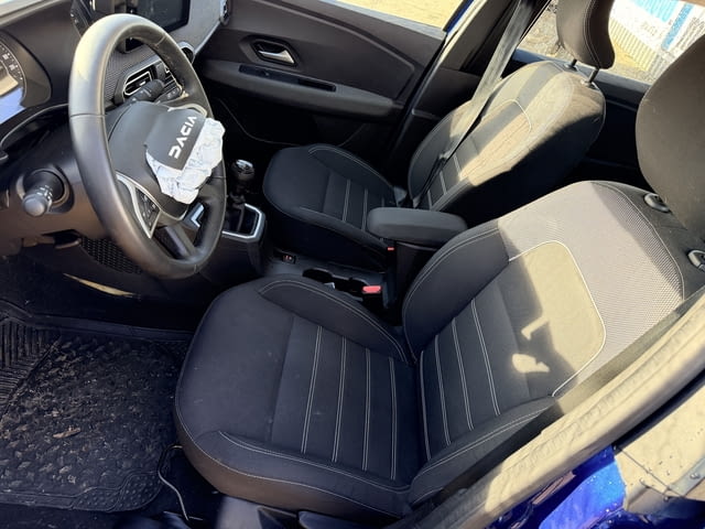 Dacia Logan 3 1.0 TCe 100 ECO-G LPG, двигател H4D480, 101 кс, JT4 ск. кутия 6 ск., 28 000 km., 2024г - снимка 9