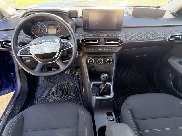 Dacia Logan 3 1.0 TCe 100 ECO-G LPG, двигател H4D480, 101 кс, JT4 ск. кутия 6 ск., 28 000 km., 2024г - снимка 11