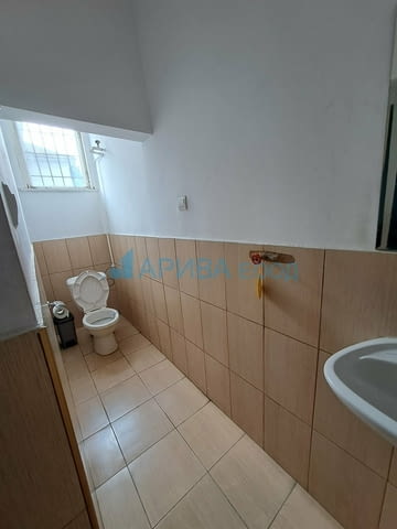 Заведение /ресторант, бистро/ в с. Чакаларово, община Кирково - снимка 8