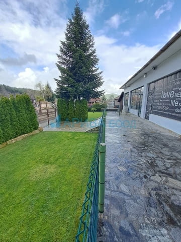 Заведение /ресторант, бистро/ в с. Чакаларово, община Кирково - снимка 9