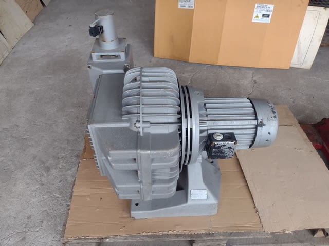 Вакум помпа - град Димитровград | Машини / Съоръжения - снимка 1