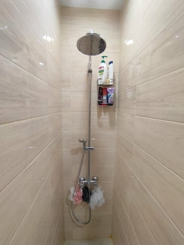 Давам под наем двустаен апартамент преустроен в тристаен в центъра на гр. Перник - снимка 6