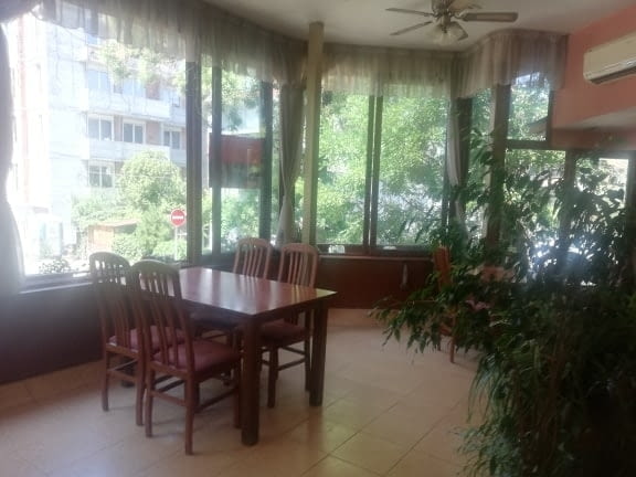 Даваме под наем ресторант в центъра на гр. Пловдив 150 m2, Internet, Air Conditioning, Furnishing, Security System, Phone - city of Plovdiv | Bars - снимка 3