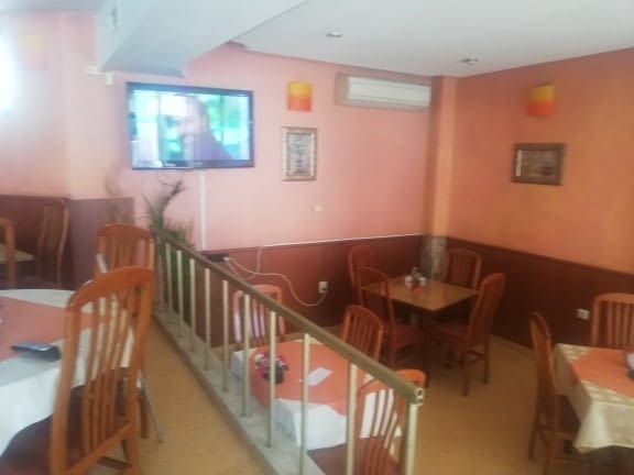 Даваме под наем ресторант в центъра на гр. Пловдив 150 m2, Internet, Air Conditioning, Furnishing, Security System, Phone - city of Plovdiv | Bars - снимка 5