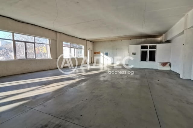 Производствен цех под наем до Техномаркет и Околовръстно шосе - град Сандански - снимка 7