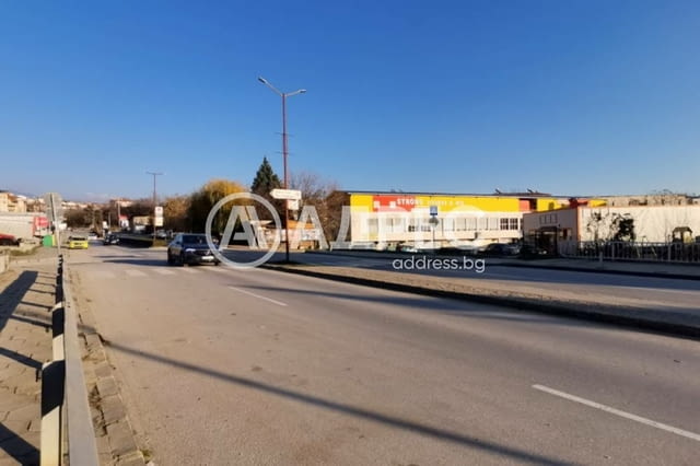 Производствен цех под наем до Техномаркет и Околовръстно шосе - град Сандански - снимка 12