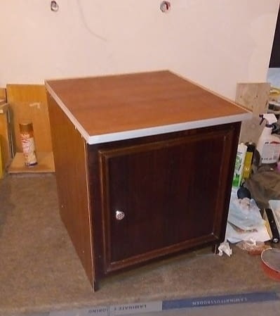 Шкафче, нощно шкафче или шкаф за бюро - град София | Секции / Шкафове - снимка 1