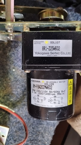 Yokogawa RM-F8A20ZMW602 Реверсивeн ел. двигател и редукция 8R1-Z25W602 - снимка 1