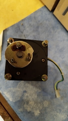 Yokogawa RM-F8A20ZMW602 Реверсивeн ел. двигател и редукция 8R1-Z25W602 - снимка 2