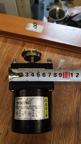 Yokogawa RM-F8A20ZMW602 Реверсивeн ел. двигател и редукция 8R1-Z25W602 - снимка 7
