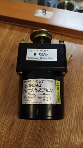 Yokogawa RM-F8A20ZMW602 Реверсивeн ел. двигател и редукция 8R1-Z25W602 - снимка 10