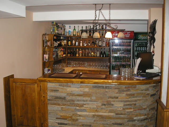 Механа под наем – кв. Любен Каравелов, гр. Хасково 240 m2 - city of Haskovo | Bars - снимка 6