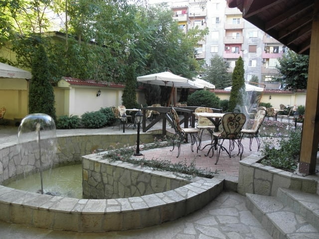 Механа под наем – кв. Любен Каравелов, гр. Хасково 240 m2 - city of Haskovo | Bars - снимка 9