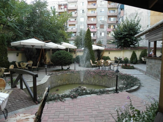 Механа под наем – кв. Любен Каравелов, гр. Хасково 240 m2 - city of Haskovo | Bars - снимка 10