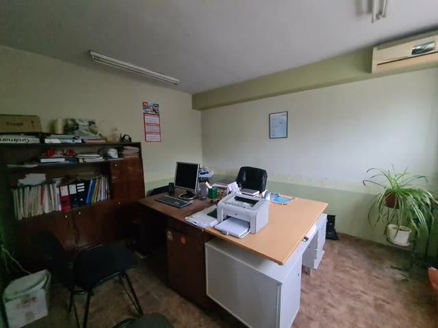 Промишлен имот / производствена сграда - Южна индустриална зона, гр. Хасково - снимка 8