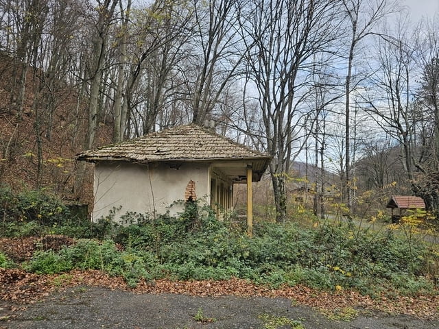 Продавам вила "Габър" в КК Върбица 1-етажна, Тухла, 79 м2 - град Върбица | Къщи / Вили - снимка 2