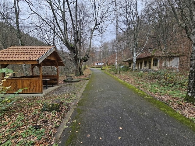 Продавам вила "Габър" в КК Върбица 1-етажна, Тухла, 79 м2 - град Върбица | Къщи / Вили - снимка 5