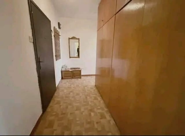 Продавам ДВУСТАЕН апартамент в гр.Пловдив кв.Кючук Париж, city of Plovdiv - снимка 5