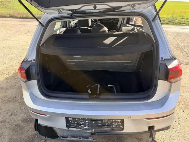 Volkswagen Golf VIII, 2.0 TDI BlueMotion, двигател DTTC, 150 кс., ск. кутия VCW автоматик, 41 000 km - снимка 8