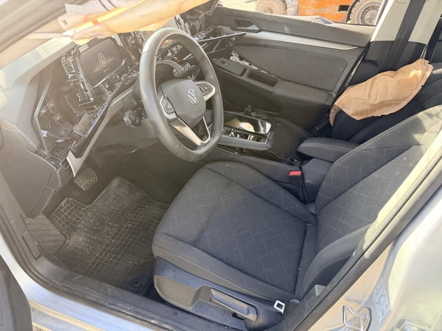 Volkswagen Golf VIII, 2.0 TDI BlueMotion, двигател DTTC, 150 кс., ск. кутия VCW автоматик, 41 000 km - снимка 9