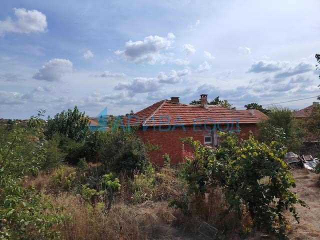 Ремонтирана къща в с. Ябълково, община Димитровград, обл. Хасково - снимка 1