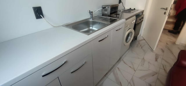 Дава се под наем четиристаен апартамент в Центъра, city of Plovdiv | Apartments - снимка 2