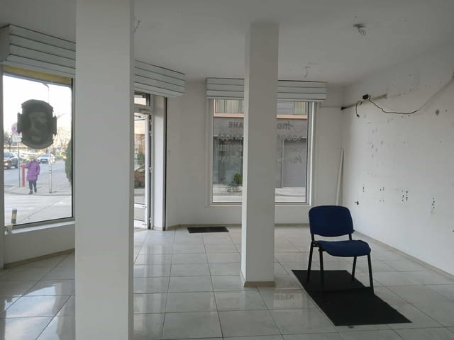 Даваме под наем търговско помещение в кв. Мараша 80 м2 - град Пловдив | Магазини - снимка 1