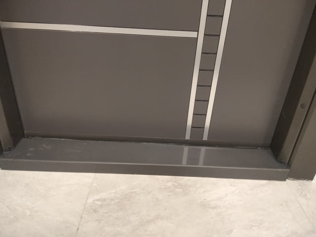 Изработка и монтаж на праг за входна вратa Теракот / фаянс - град София | Ремонти - снимка 3