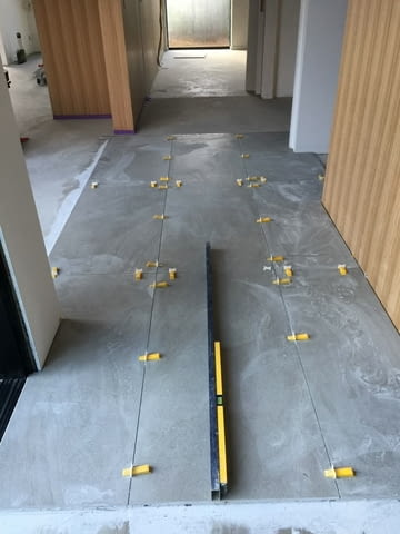 Лепене на плочки и камъни Боядисване с боя, Боядисване с латекс, Работа през уикенд - Да - град София | Строителни Услуги - снимка 3