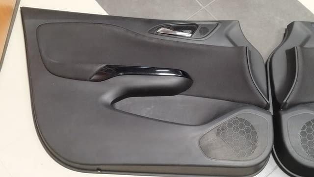 OPEL Corsa E 2015г части еърбег от седалки предни и кори от врати - снимка 11