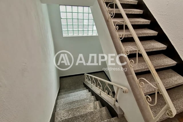 Панорамен двустаен апартамент под наем до парка на гр. Сандански - снимка 11