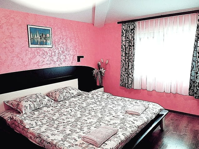 Квартири и Стаи за нощувки близо до Болница Света Марина, Света Петка, Майчин дом - снимка 5