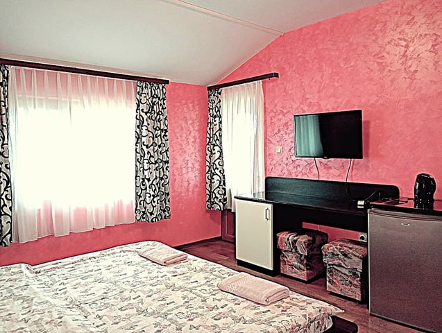 Квартири и Стаи за нощувки близо до Болница Света Марина, Света Петка, Майчин дом - снимка 6