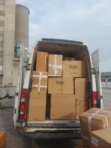 Товарно такси, Транспортни услуги В страната, Извозване на строителни отпадъци, Транспорт на битова техника, Транспорт на мебели, Извозване на битова техника, Извозване на стари мебели, Извозване на строителни отпадъци, Разтоварване на товари, Товарене на товари, Чистене на мазета/тавани, Чистене на покриви, 2 т - град Варна | Транспортни / Хамалски - снимка 1