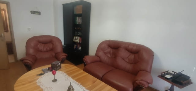 Даваме под наем тристаен апартамент в кв. Смирненски, city of Plovdiv | Apartments - снимка 2