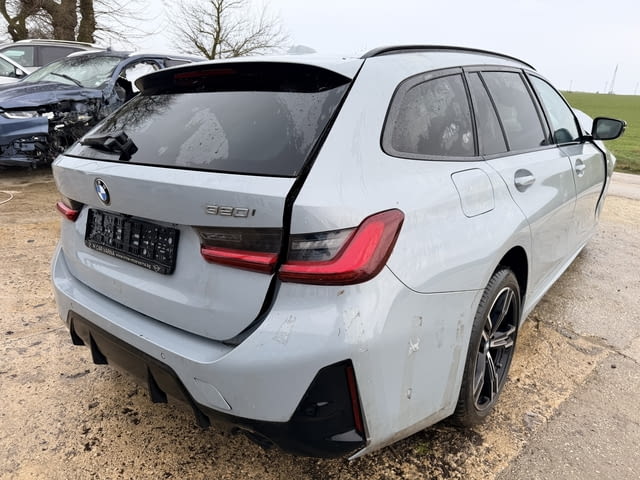 BMW 320i G21, двигател B48C / B48B20M1, автоматична ск.кутия GA8HP51Z, 184 кс., 12000 км., 2023 г., - снимка 6